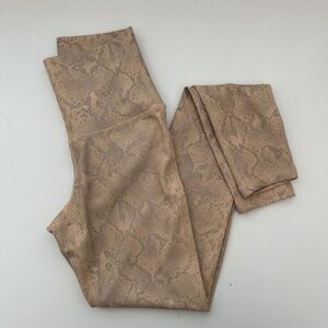 Electric Yoga Legging XS Python Snake Print Neutral Beige High Rise Compressive